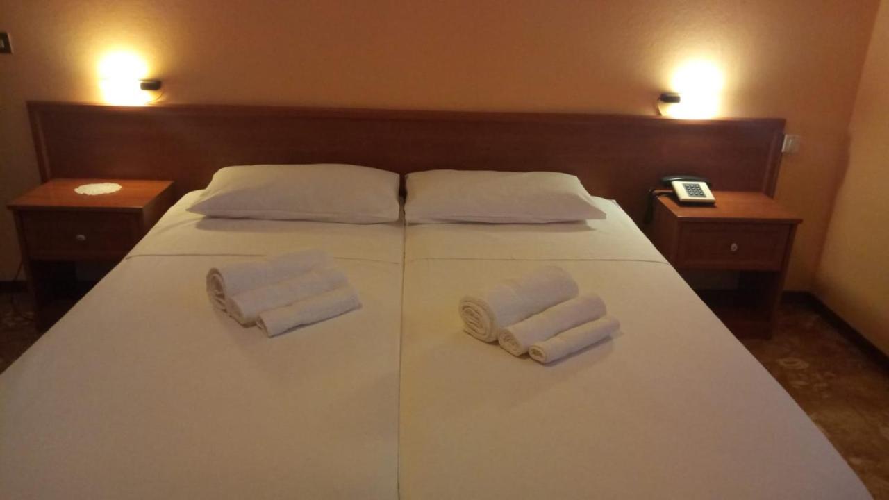 Hotel Primarosa 살소마지오레테르메 외부 사진