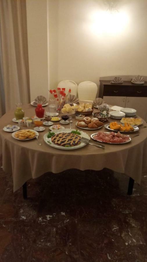 Hotel Primarosa 살소마지오레테르메 외부 사진